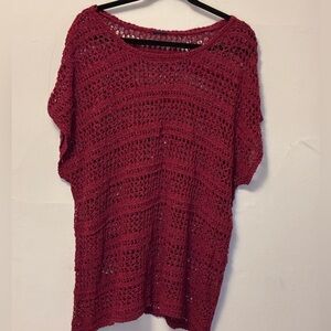Loose Knit Short-Sleeve Crochet Tunic Top in Burgundy